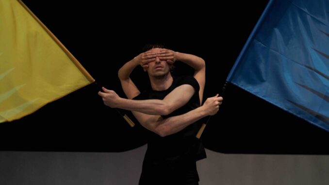 Lo spettacolo "ARA! ARA!" al Teatro Morlacchi di Perugia insieme al duo Ginevra Panzetti ed Enrico Ticconi