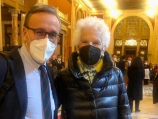 Verini con Liliana Segre: "simbolo di memoria e futuro", incontro a Montecitorio Liliana Segre, durante la terza votazione