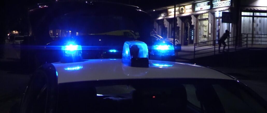 In ginocchio con mani e caviglie legate, il terrificante sequestro di un 21enne