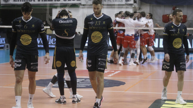 Volley, Ortona vince al PalaEstra 1-3 e conquista tre punti pesantissimi nella lotta per rimanere in Serie A2.
