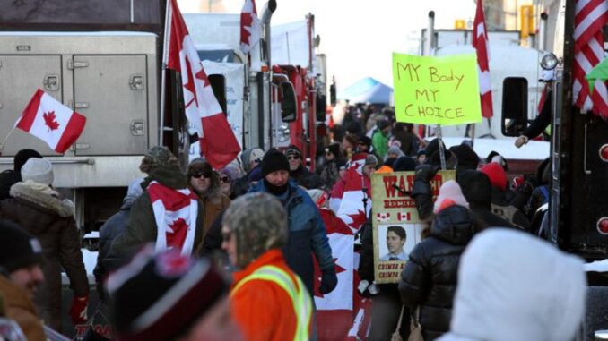 Canada, protesta no vax a Ottawa: dichiarato stato di emergenza