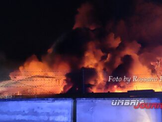 Incendi Ferrocart di Maratta e Medei, revocare le ordinanze emesse
