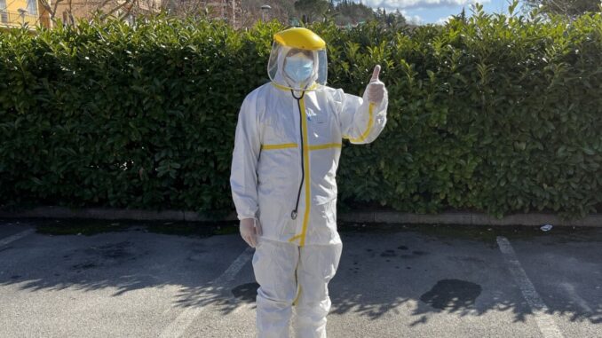 Continuano a scendere gli attualmente positivi al virus Covid