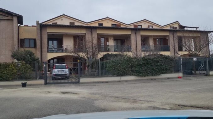 Stabile Castel del Piano, parla l'amministratore: "Le famiglie non pagano affitto dal 2019"