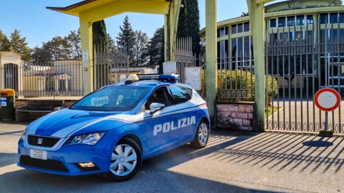 Disavventura per una 54enne è rimasta chiusa nel cimitero di Bastia Umbra