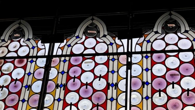 Vetrate storiche della Sala dei Notari, sopralluogo del sindaco di Perugia