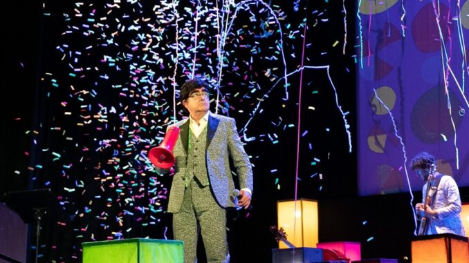 Elio canta e recita Enzo Jannacci al Teatro Lyrick di Assisi 