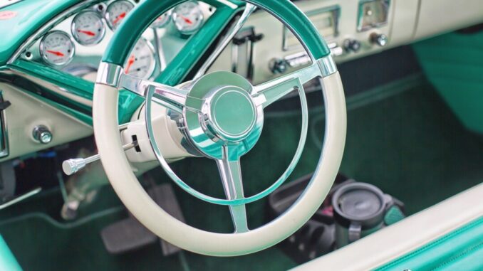 Perugia storica, auto e moto d'epoca nei rioni
