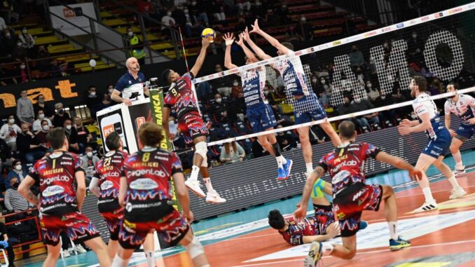 Sir Volley al lavoro al PalaBarton in vista della kermesse del fine settimana