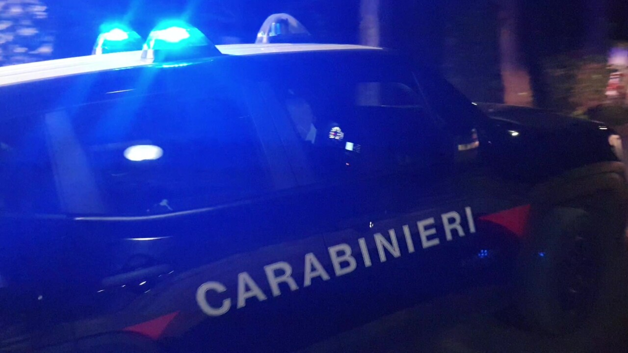Benedizione casa e quei segni strani trovati, grazie all'Arma dei Carabinieri di Perugia
