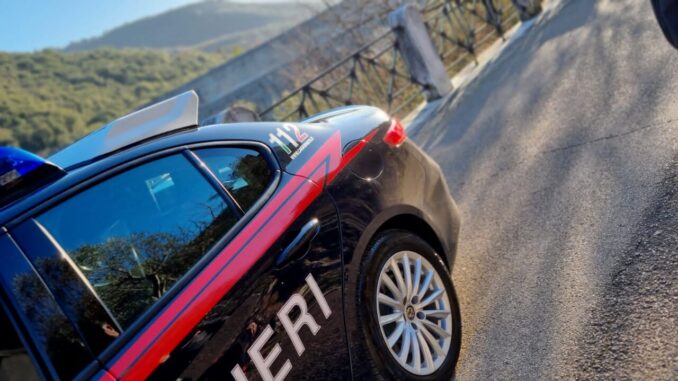 Evade dai domiciliari, denunciata a Perugia