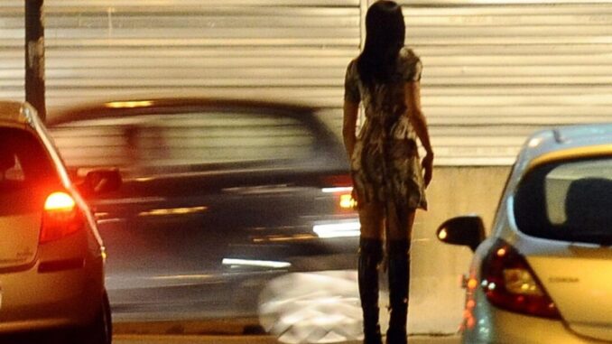 Giro di vite contro la prostituzione su strada a Perugia
