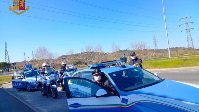 Polizia stradale di Perugia impegnata per garantire la sicurezza della "Tirreno Adriatico"
