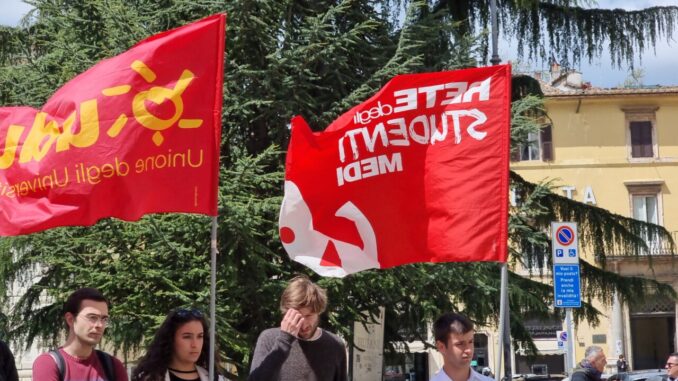 Abbonamento ai mezzi pubblici regionale studenti, discussione in Regione, manifestazione di UDU e Rete degli Studenti Medi Perugia