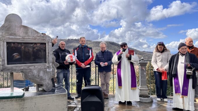 Benedizione caschi a Casa Castalda, il pieno di motociclisti e motocicliste