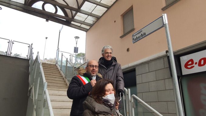 Intitolata al "Suburbia" la scalinata che da via Manzoni porta a Via Bixio