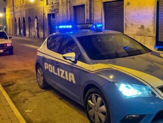 Sfreccia ad alta velocità per Spoleto, rifiuta etilometro, denunciata