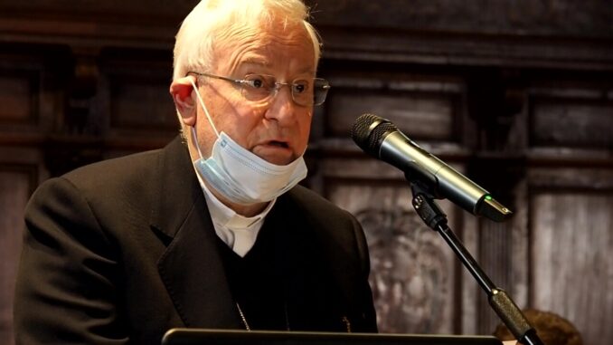 Cardinale Gualtiero Bassetti rinuncia alla guida dell'archidiocesi, l'annuncio