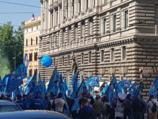 Giuseppe Conte Ex Premier intervenga verso gli esuberi della vigilanza esterna in Ast 