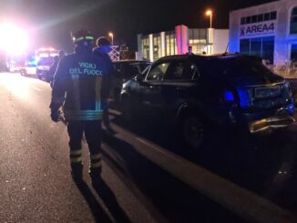 Incidenti stradali nella notte, tamponamenti a catena, la "75" è un inferno