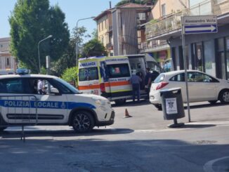 Incidente stradale a Bastia Umbra, tamponamento a catena, due feriti