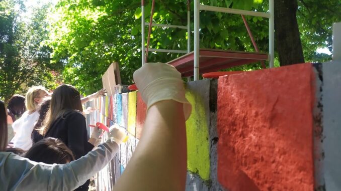 Narni, murale da street art realizzato da artista Pompili e studenti locali