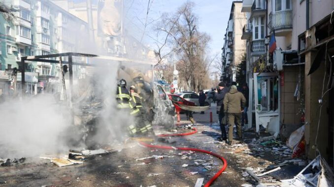 Ucraina, missile Russia su centro commerciale: 18 morti: il nuovo bilancio delle vittime dell'attacco missilistico della Russia