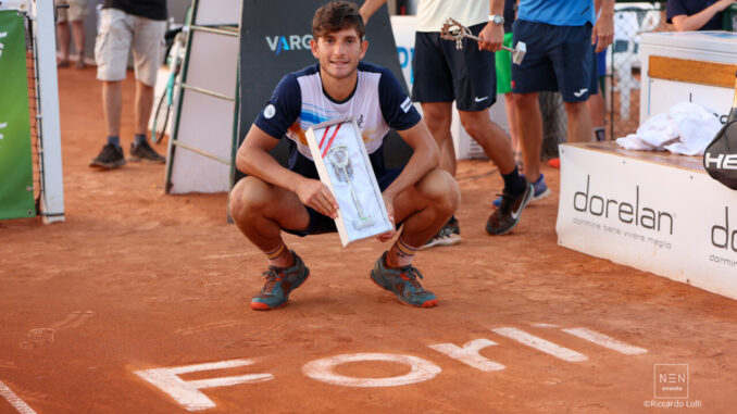 Passaro a Forlì, sconfitto in finale da Lorenzo Musetti. Il perugino dello Junior sfiora per la seconda volta il primo titolo Atp