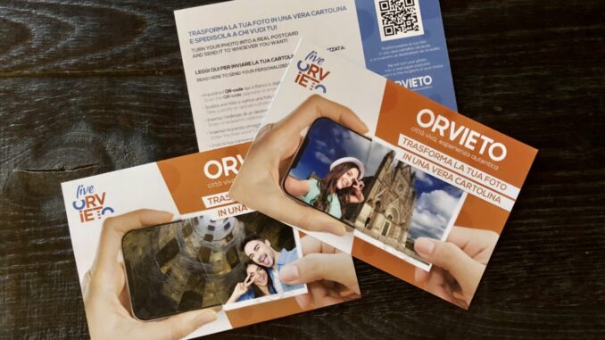 Il Corteo Storico di Orvieto diventa cartolina da spedire nel Mondo con “Live Orvieto Postcard”, distribuite ai turisti le card