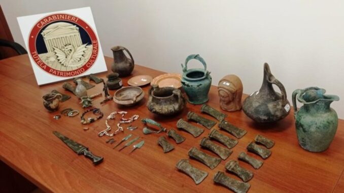 Restituzione di beni culturali al Museo Archeologico Nazionale dell’Umbria (MANU) dai Carabinieri per la Tutela del Patrimonio Culturale