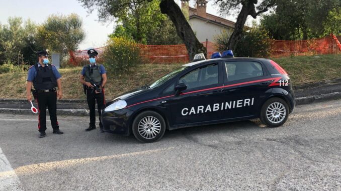 Droga nascosta dentro i calzini e in auto, arrestato a Magione