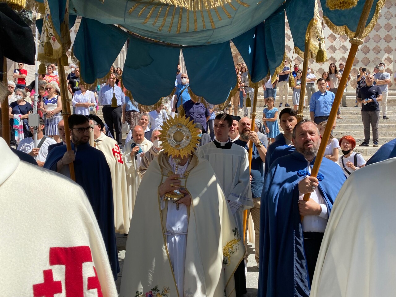 Corpus Domini, Bassetti, abbiamo bisogno del pane, ma anche della grazia
