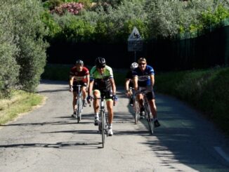 Francesco nei Sentieri corre sui pedali dello sport e della cultura. Oltre 150 partecipanti da tutta Italia, tra cui Fabrizio Ravanelli