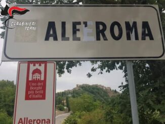 Cartello stradale di Allerona diventa Ale' Roma, troppo tifo, sanzionato