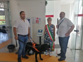 Servizi demografici più facili da prenotare, inaugurato percorso tattile all'urp di San Sisto