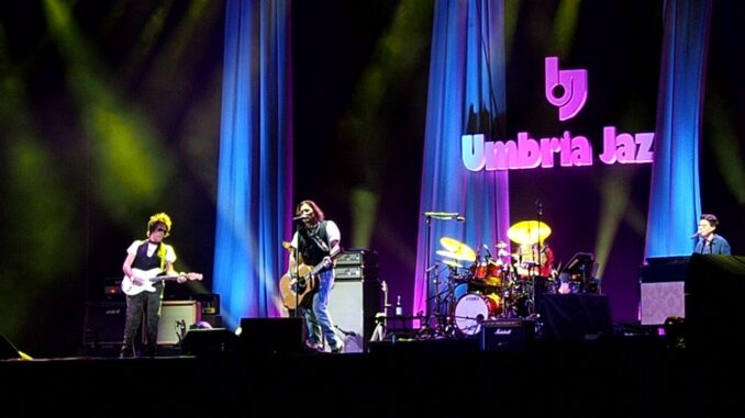 Jeff Beck plus very special guest Johnny Depp ha chiuso edizione 2022 di Umbria Jazz