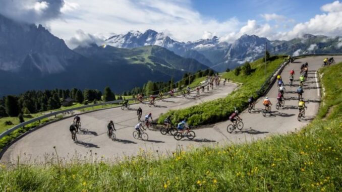 L'Umbria pedala sulle Dolomiti, la 35esima edizione. Prenderà il via all’alba di domenica 3 luglio da La Villa, in Val Badia