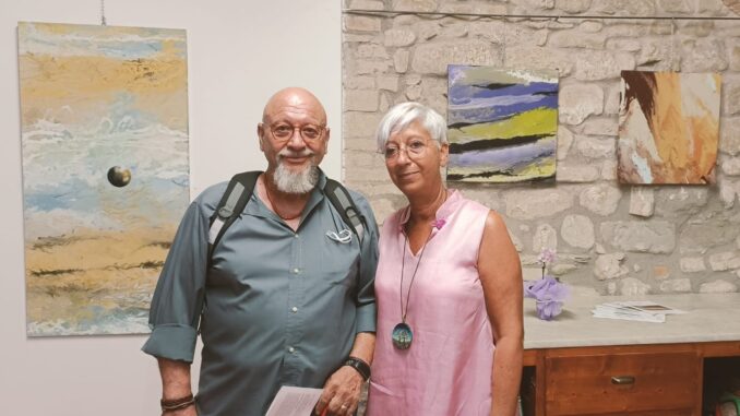 Inaugurata “IO” di Paola Musio alla galleria d’arte A+A di Perugia, con la presentazione del prof Fabrizio Fabbroni