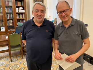 Don Ivan Maffeis, l'arcivescovo eletto, in visita alla Curia perugina