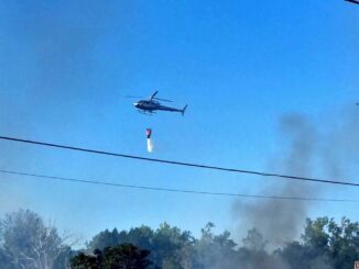 Vasto incendio a Bastia Umbra, bruciano i terreni zona Campiglione