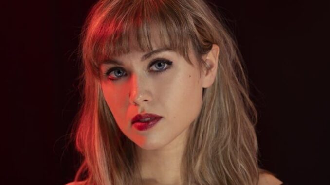 Laura Welle, cantautrice perugina spopola su TikTok