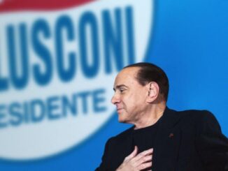 Elezioni 2022, Berlusconi: "Penso che mi candiderò al Senato"