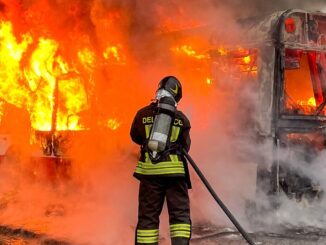 Umbria brucia Vigili del fuoco al collasso nel silenzio totale della politica