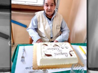Remo Iacondi compie 100 anni, grande festa tra figli e nipoti
