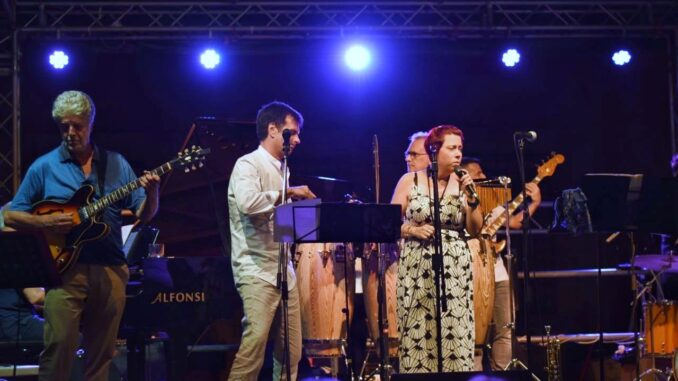 Dalle sponde del lago di Piediluco il concerto della “Scoop jazz band”, 26 agosto