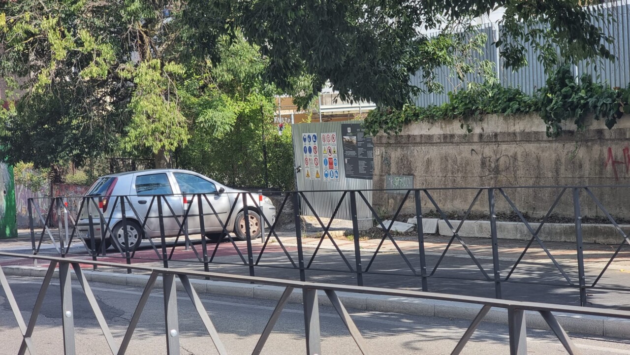 Occupano abusivamente il cantiere della Casa degli Artisti a Fontivegge, cacciati via