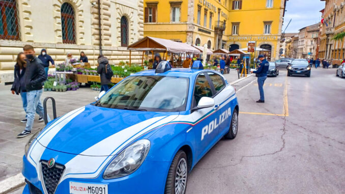 Riconosce l'uomo che da anni utilizzava le sue generalità, arrestato un 53enne
