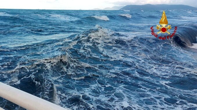 Si tuffa in mare e non riemerge, paura per un 20enne tedesco