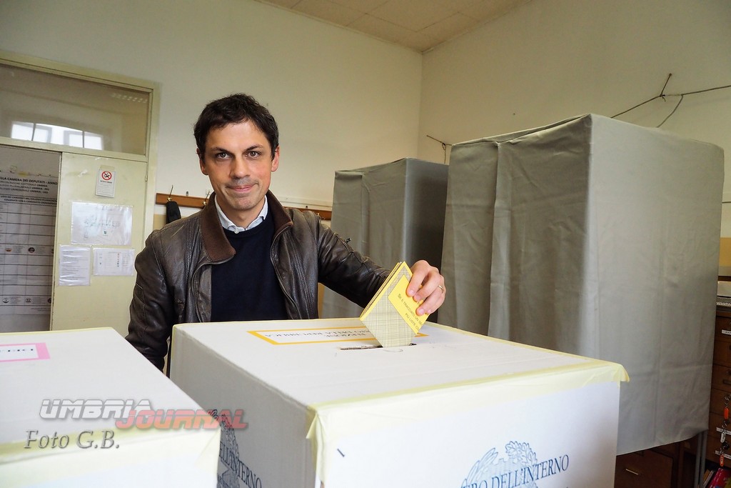 Elezioni politiche, affluenza ore 19, in Umbria supera il 50 per cento