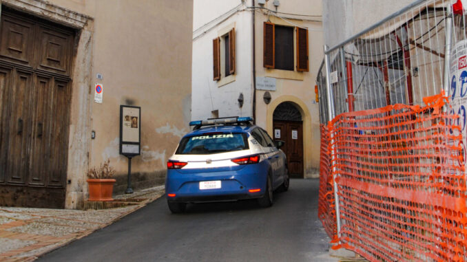Paura a Spoleto per una fuga di gas, ripristinata sicurezza, intervento polizia